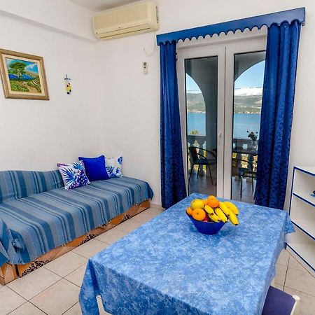 Apartments Tomislav Трогир Экстерьер фото