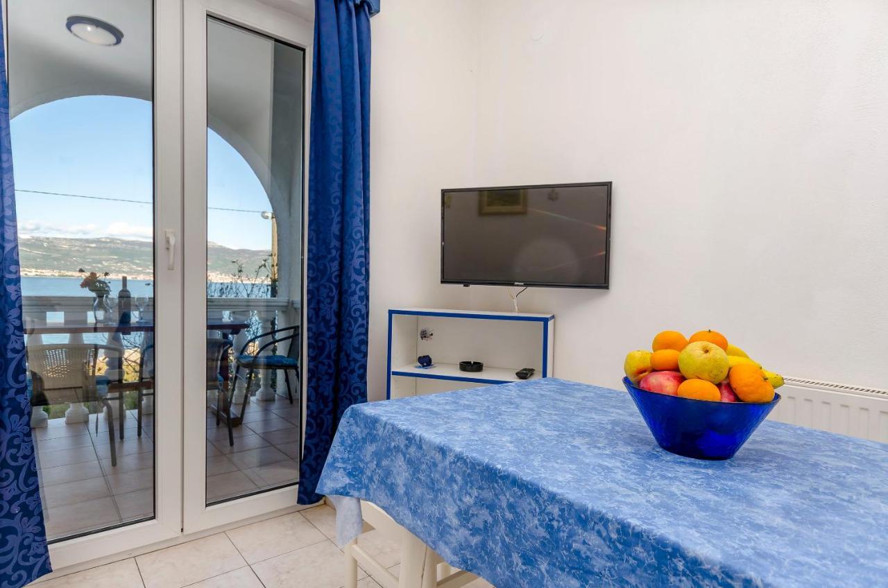 Apartments Tomislav Трогир Экстерьер фото
